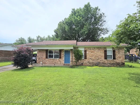 203 Ohio Ln, Lavaca, AR 72941