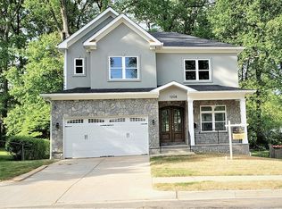 1208 Cottage St SW, Vienna, VA 22180