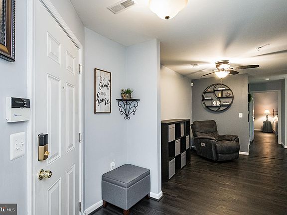 5th image of 1402 Bonnett Pl Unit 128