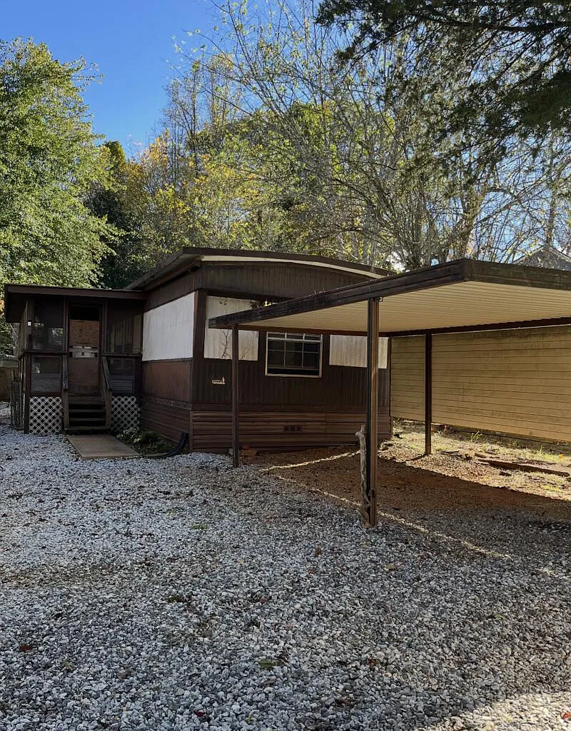 2 bed, 1.5 bath, $1,500 — Photo 1