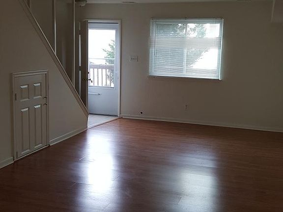 2nd image of 9636 Hansford Pl