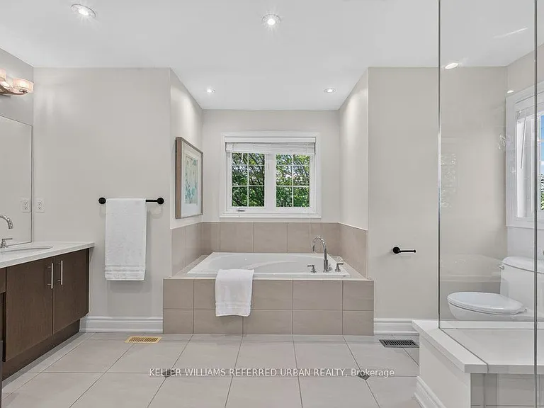233 Finch Ave E — Photo 30