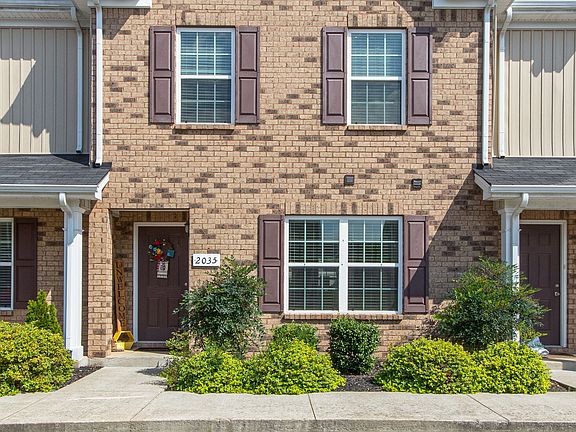 2nd image of 2035 Debonair Ln