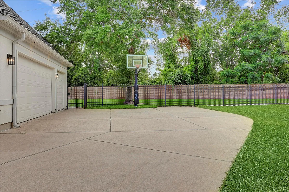 Building Photo - 22926 Haven Field Ct