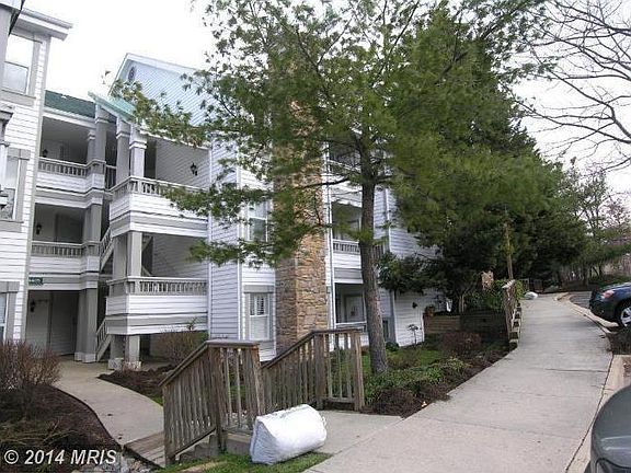 3rd image of 4405 Sedgehurst Dr APT 306