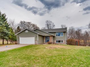 7656 Barbara Ct, Inver Grove Heights, MN 55077