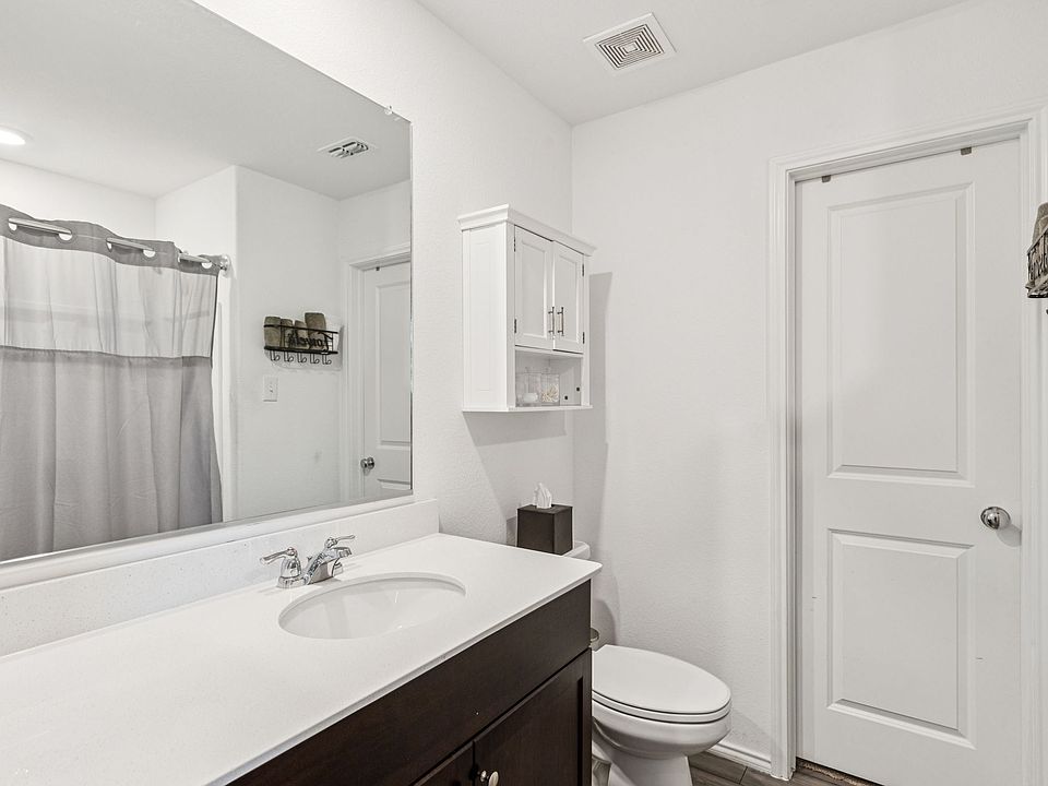 1st image of 7408 Bluebell Ln