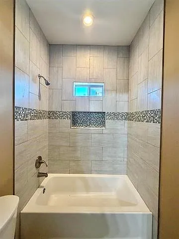 2850 Amber Ave — Photo 10