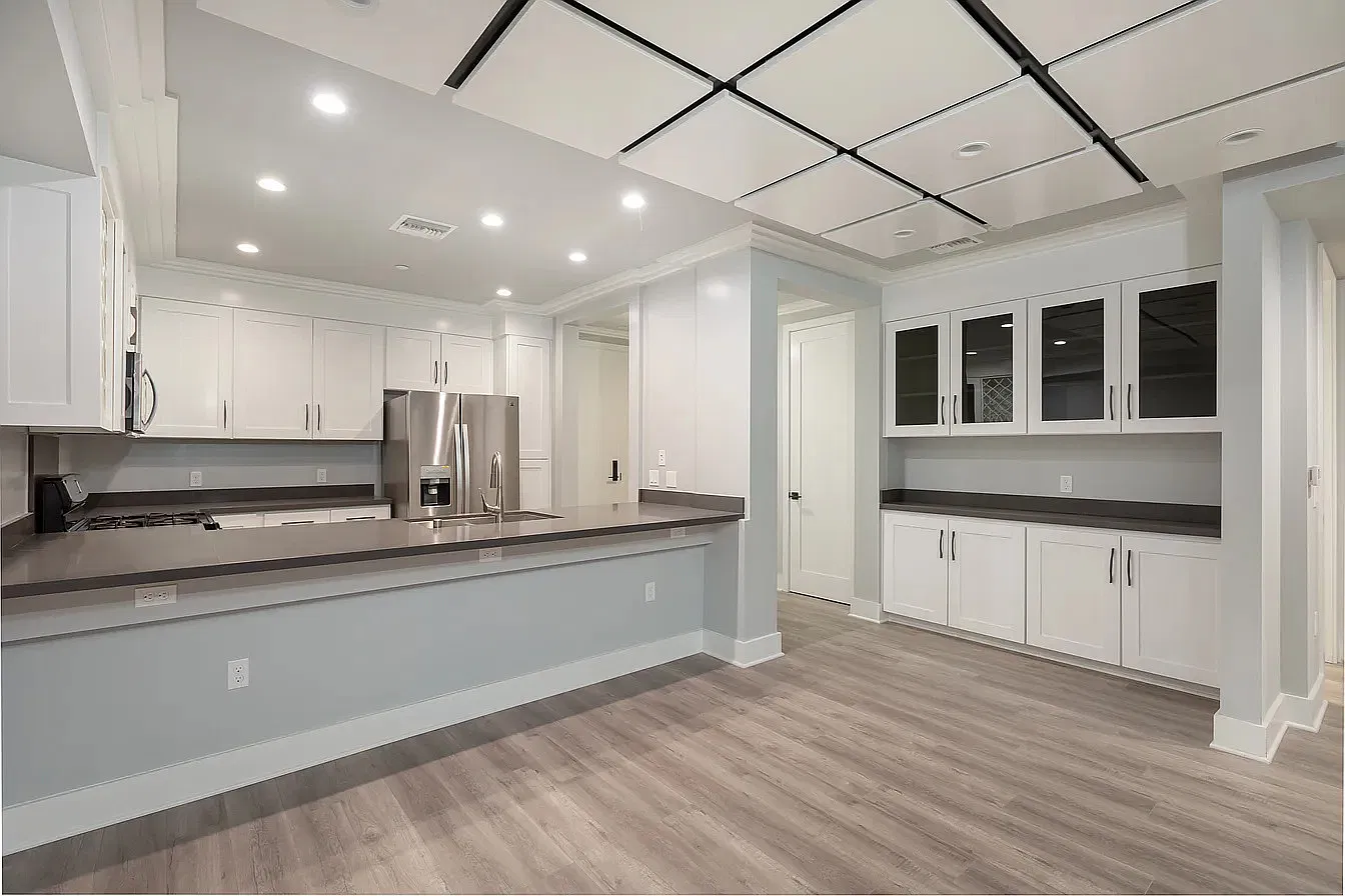 1 bed, 750 sqft, $2,000 — Photo 4