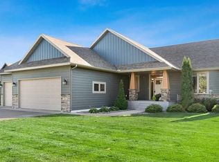 944 Cove Ct NW, Sauk Rapids, MN 56379