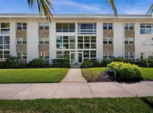 1021 3rd St S APT 108, Naples, FL 34102