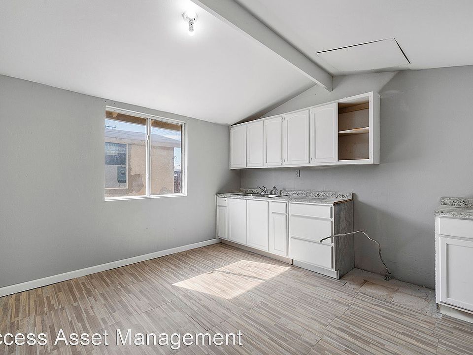 1st image of 11915 Boron Ave #2