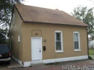 16 E C St, Belleville, IL 62220