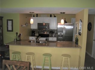 901 E Harbour Towne Dr, Lake Ozark, MO 65049
