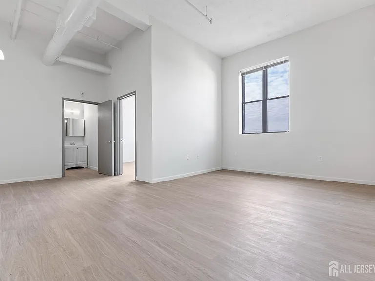 226 New Brunswick Ave #301 — Photo 7