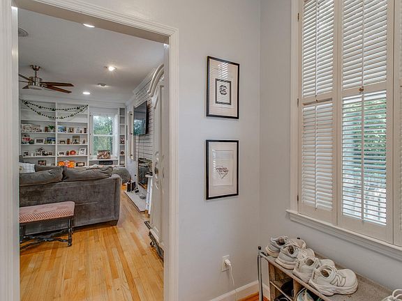 4th image of 435 Barnwell St