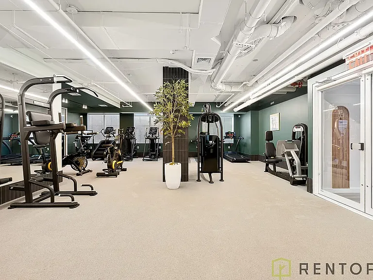 150 Noll St #4N — Photo 8