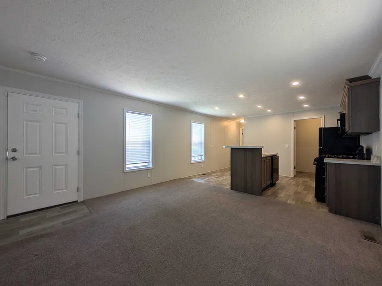38000 Le Chateau Blvd #668 — Photo 10
