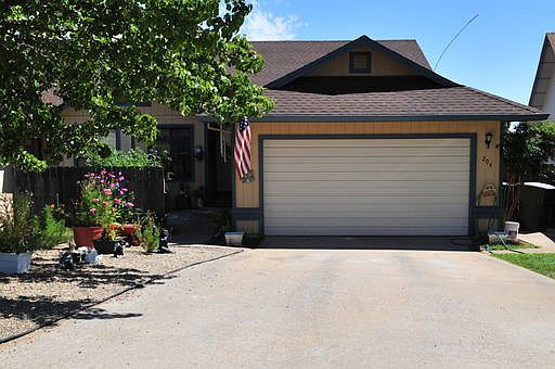 1st image of 204 Westview Dr