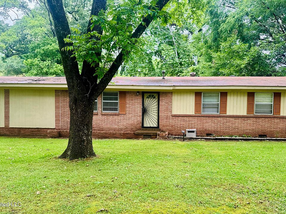 1st image of 185 Chatham Dr