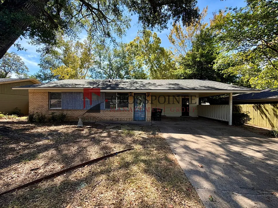 2741 Amy Ln