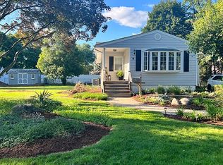 9 Washington St, Pompton Plains, NJ