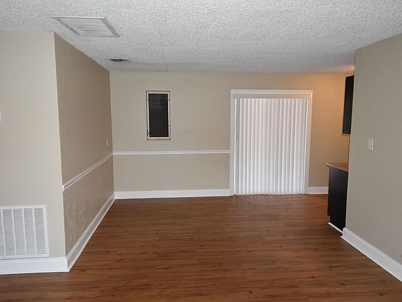 3rd image of 5931 NW 42nd Ter