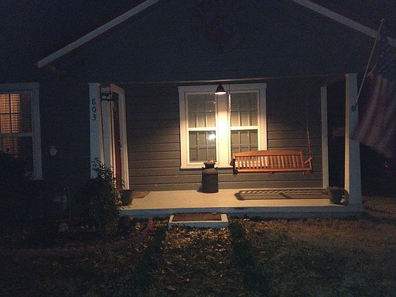 2nd image of 803 Jefferson St