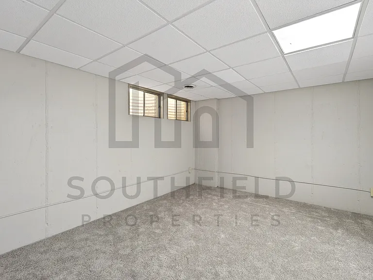 1069 Crisfield Dr #1 — Photo 33