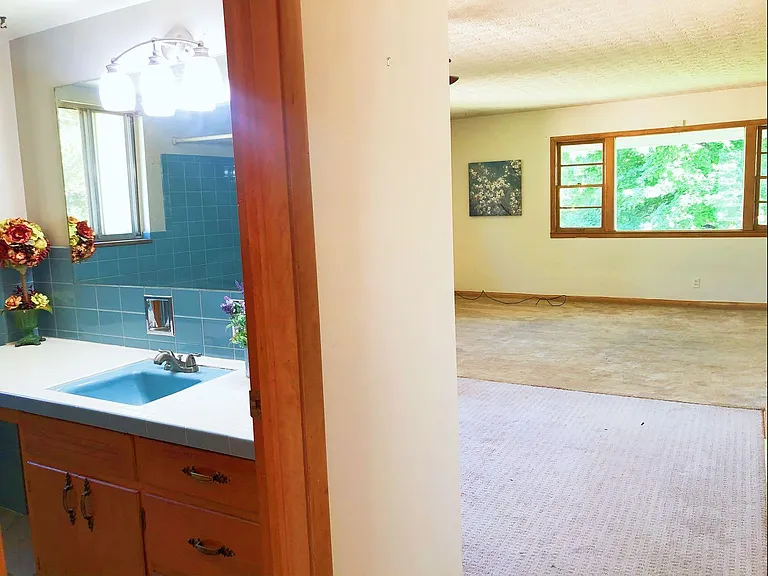 332 Kenridge Rd #B — Photo 9