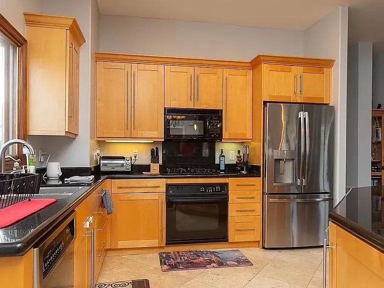 3 bed, 1535 sqft, $5,500 — Photo 4