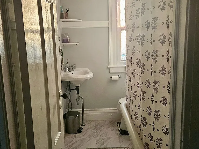 835 Meigs St — Photo 15