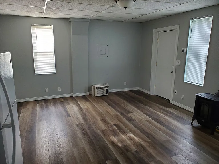 1306 O Ave — Photo 6