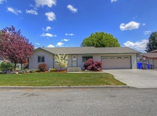 2223 S Calvin Rd, Veradale, WA 99037