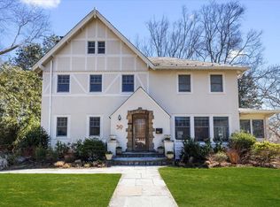 30 Walbrooke Rd, Scarsdale, NY 10583