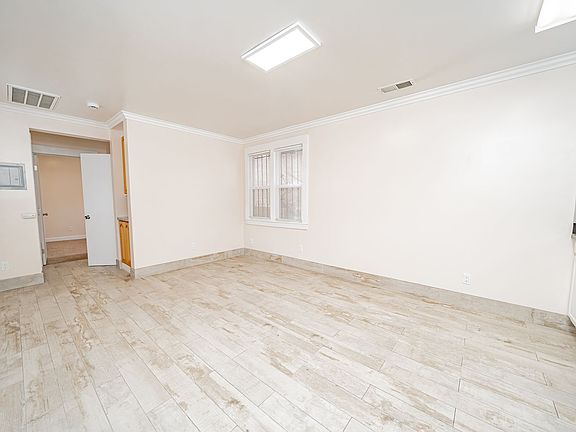 5th image of 1819 7th Ave APT 15
