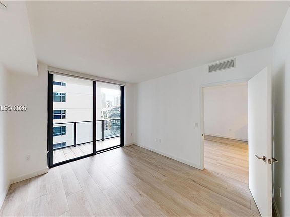 5th image of 55 SW 9th St