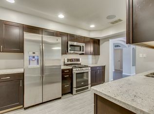2716 N 38th Pl, Phoenix, AZ 85008