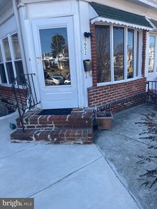 5652 Gainor Rd, Philadelphia, PA, 19131