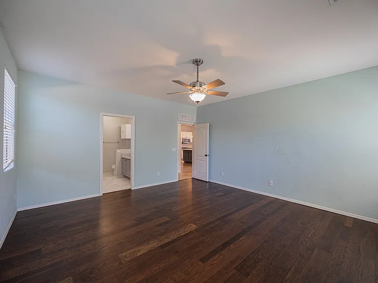 1861 E Patrick Ln — Photo 14