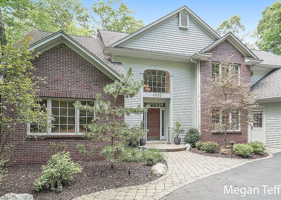 1st image of 4033 Winterwood Trl NE