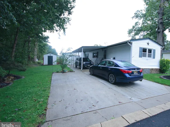 345 Orange Ln, Williamstown, NJ 08094
