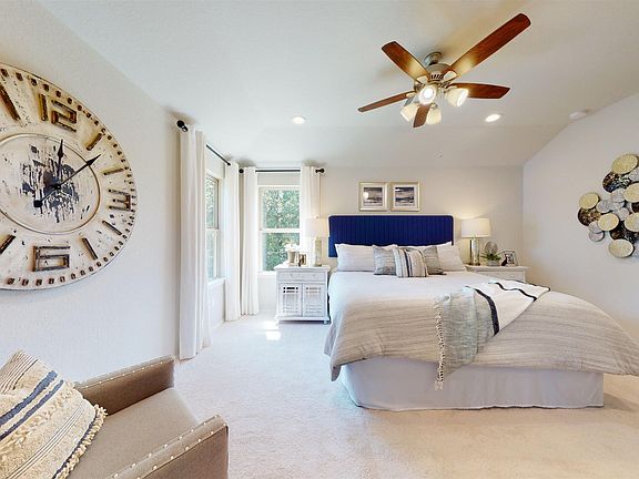 3rd image of 955 Stagecoach Rd