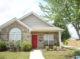 2063 Village Ln, Calera, AL 35040