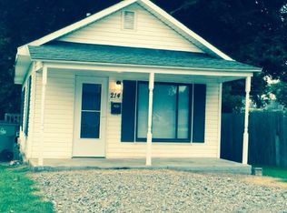 214 S Walnut St, Bristow, OK 74010