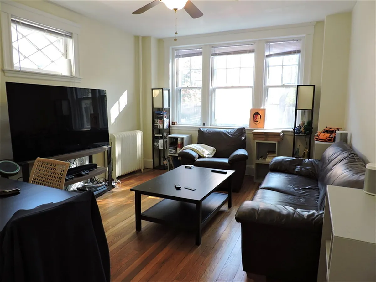 Building Photo - 11 Ellery St #2