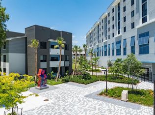 5961 SW 68th St #718, Miami, FL 33143