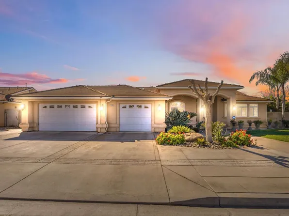 3296 Hollow Ave, Madera, CA 93637