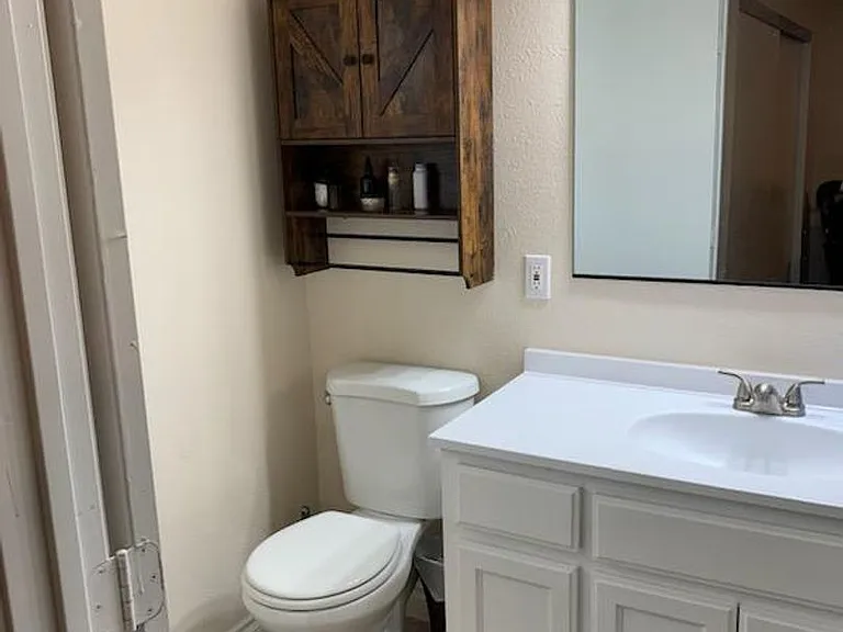 41015 Alder Ave — Photo 2
