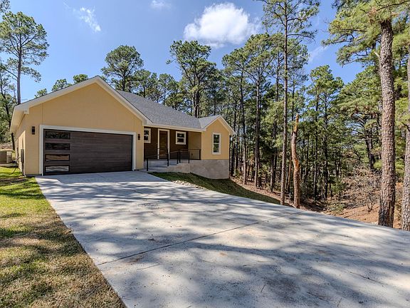 3rd image of 147 Kamakoa Ln